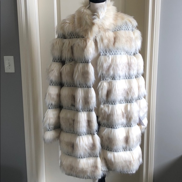 Allen Schwartz Faux Fur Coat - Picture 5 of 8
